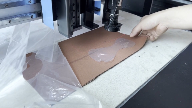 皮復合棉切割機
